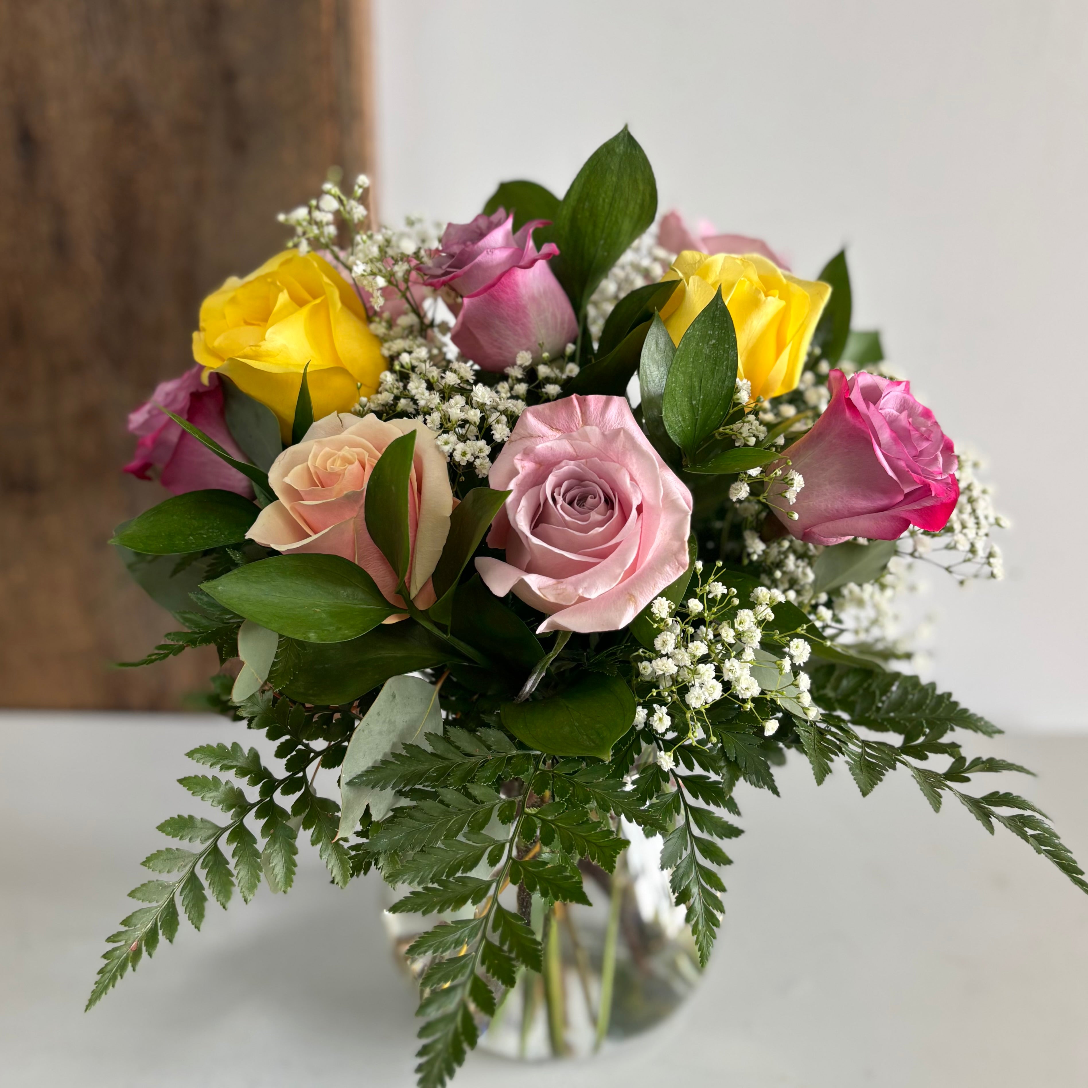 Dozen Roses Centrepiece