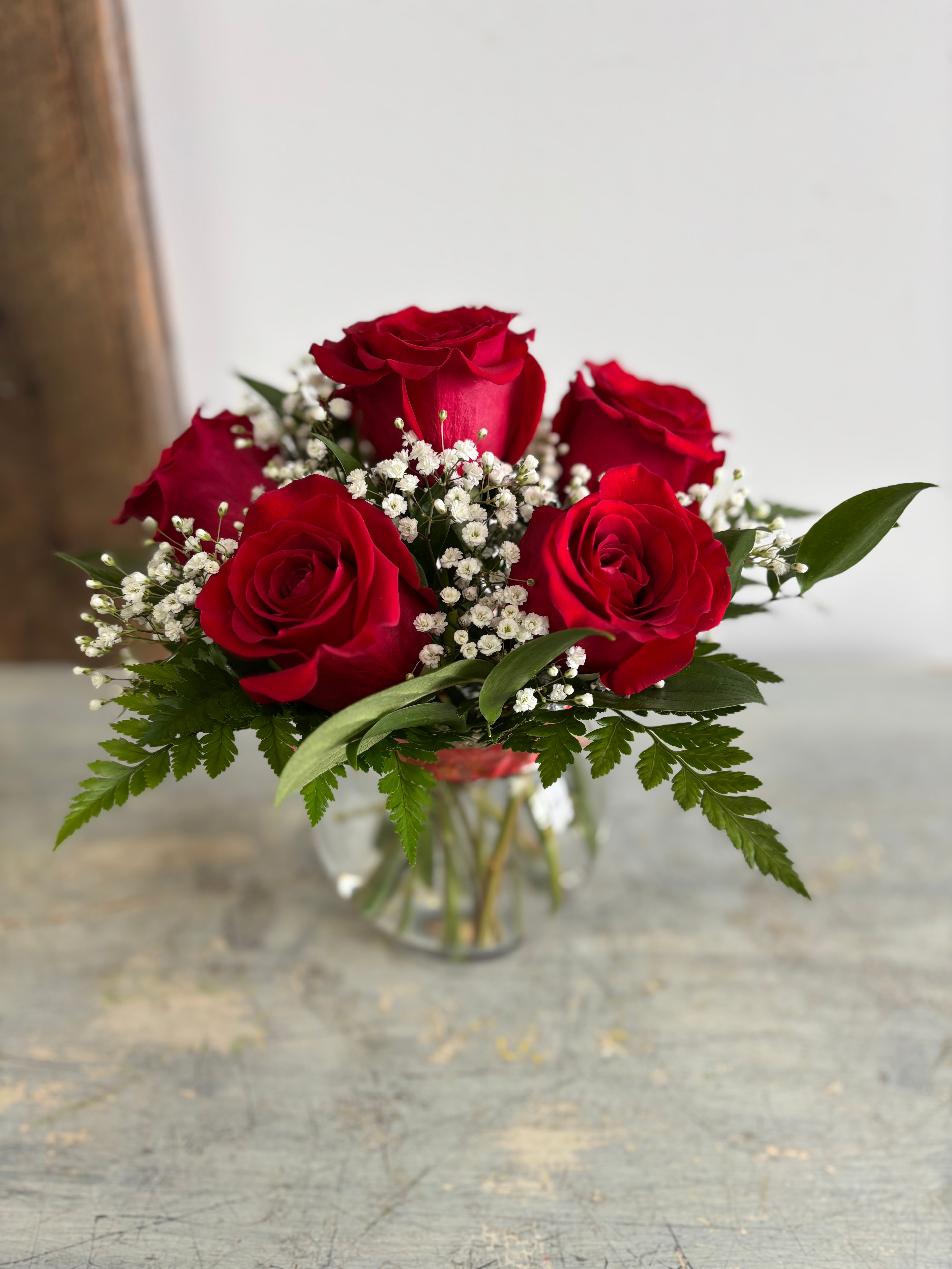 Half Dozen Roses Centrepiece