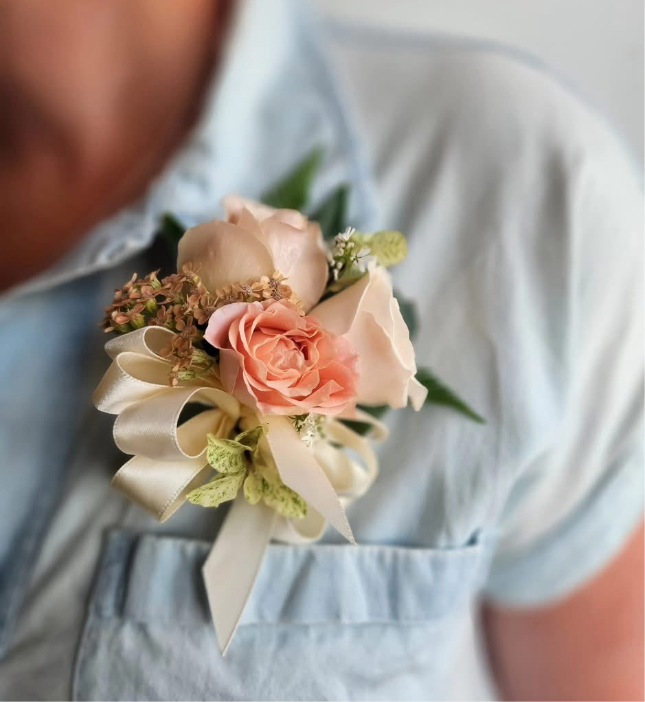 Pin-On Corsage