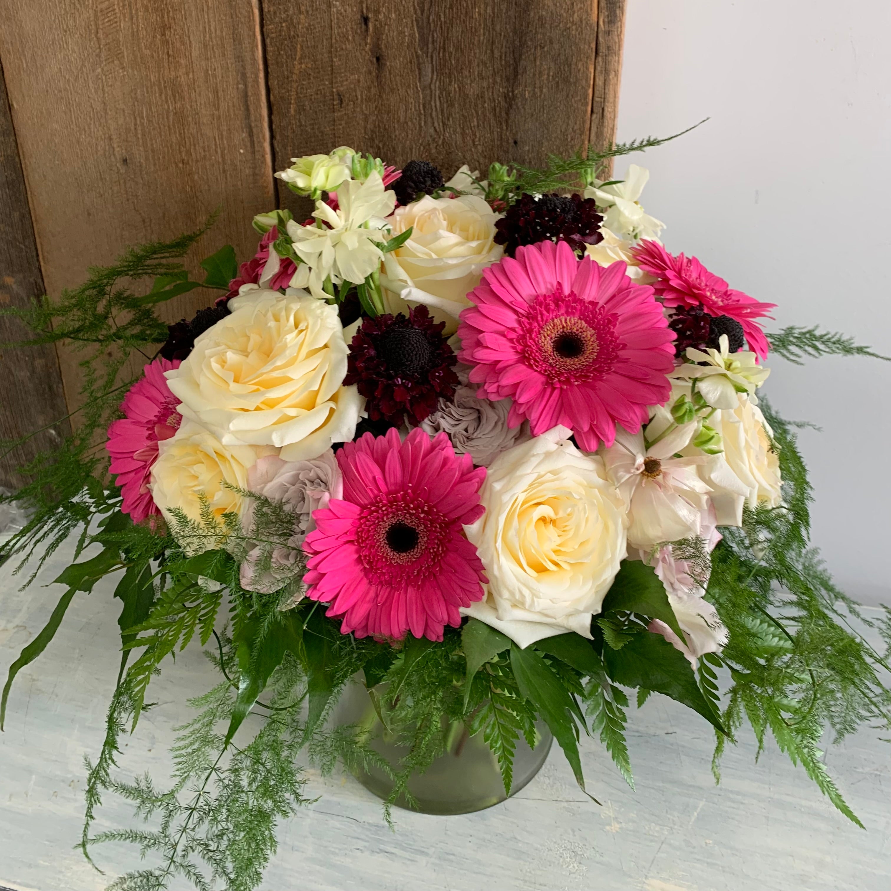 Lavish & Lovely ~ Centerpiece