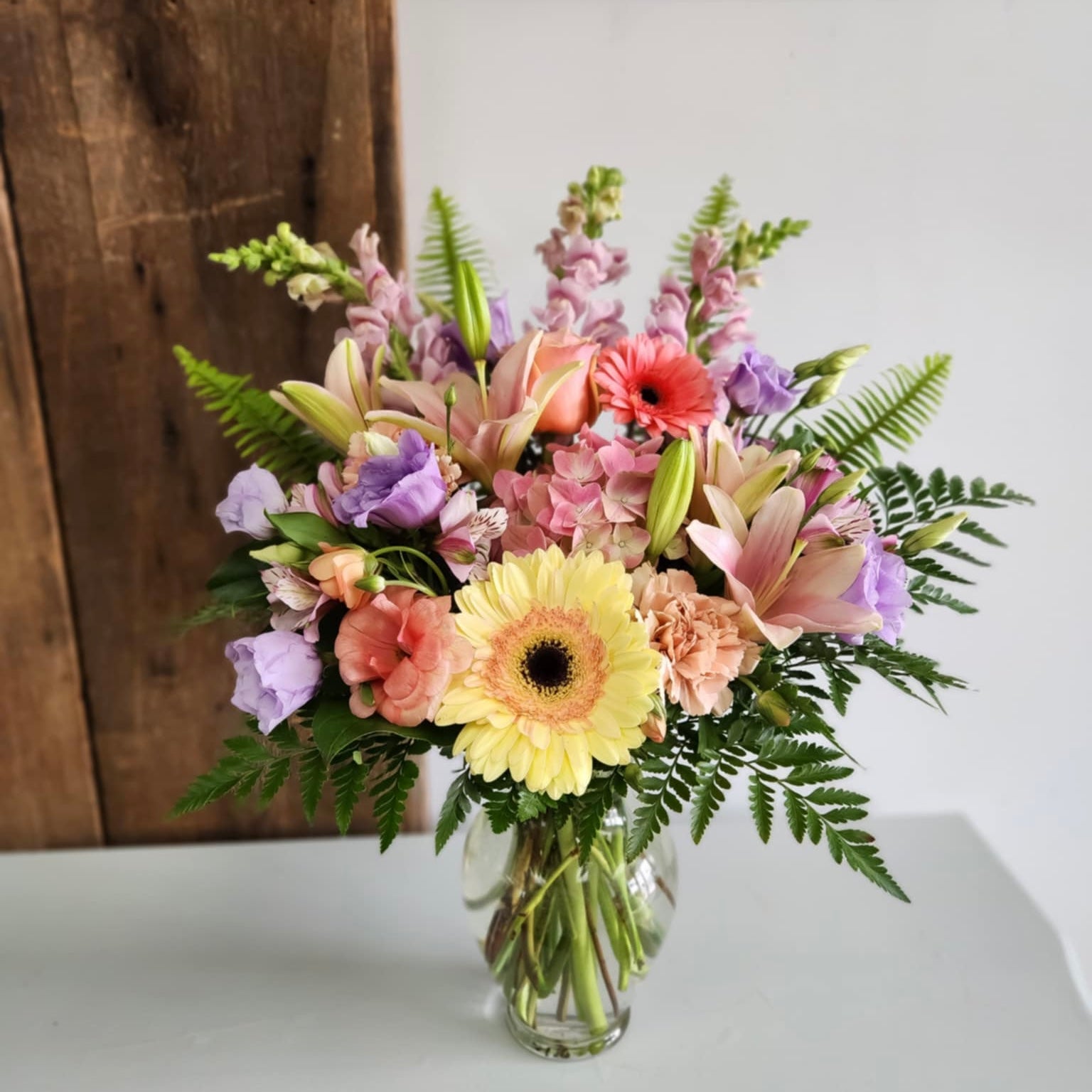 Marvellous Middle ~ Vase Arrangement