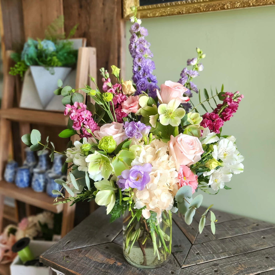 Marvellous Middle ~ Vase Arrangement
