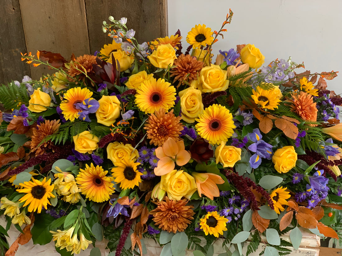 Casket Spray Full Size (for display on a closed casket)