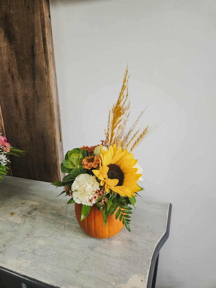 Workshop ~ Thanksgiving Pumpkin Centrepiece