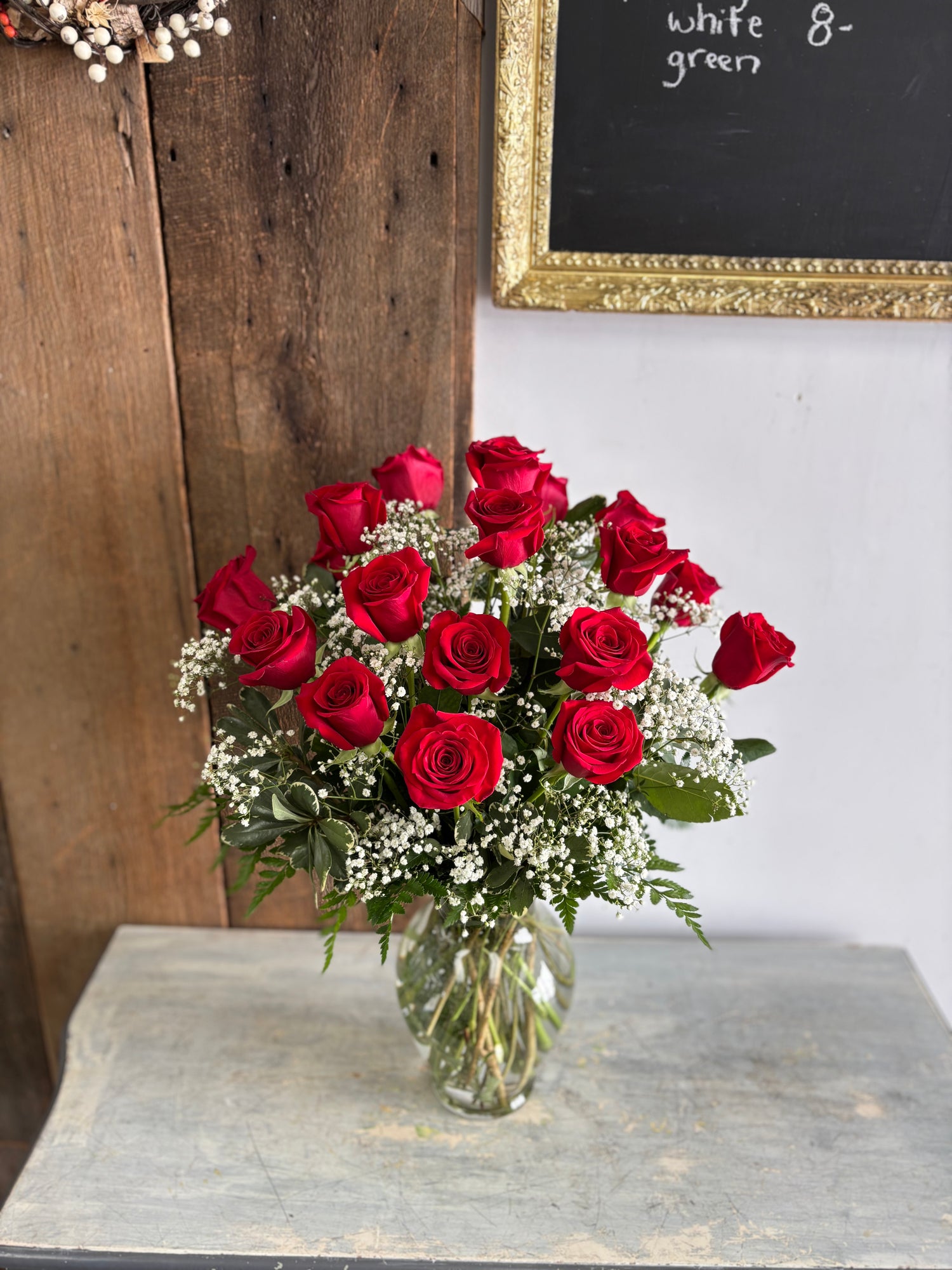 18 Roses in Vase