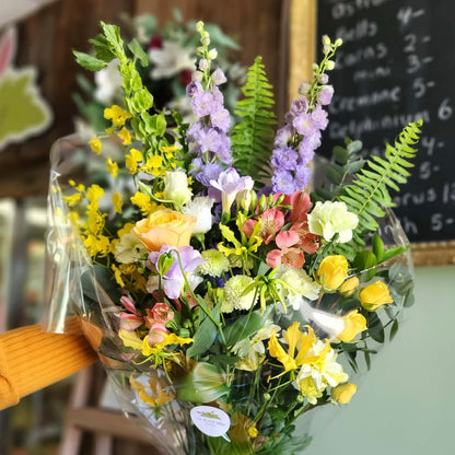 Loose Flower bouquet wrapped (medium to large)