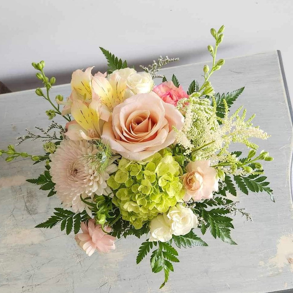 Pretty & Sweet Centerpiece