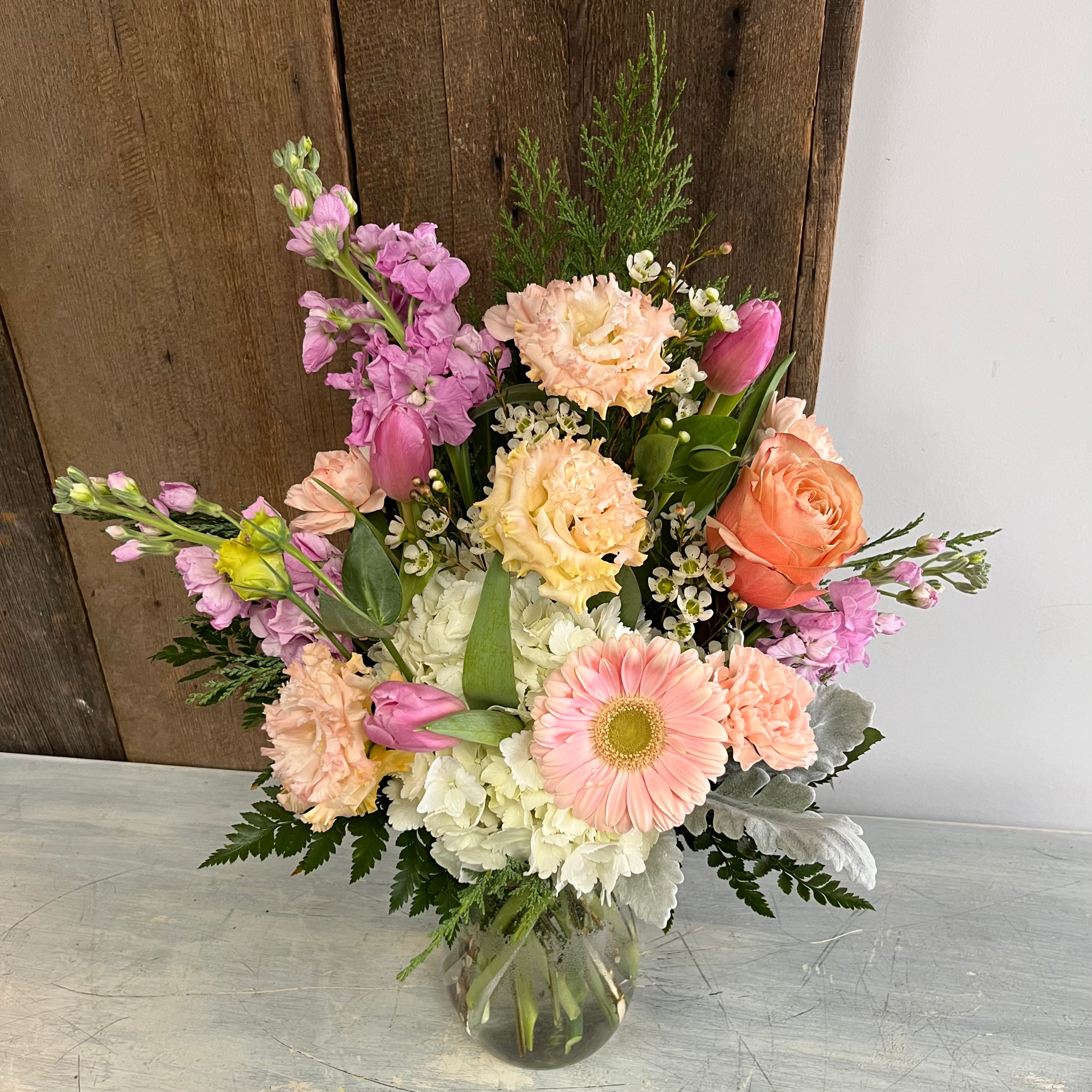 Marvelous Middle ~ Vase Arrangement