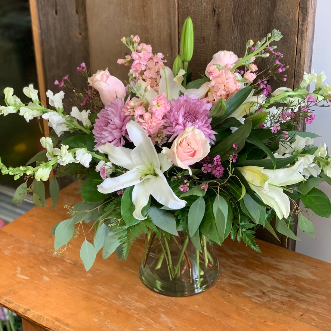 Lavish &amp; Lovely ~ Centerpiece