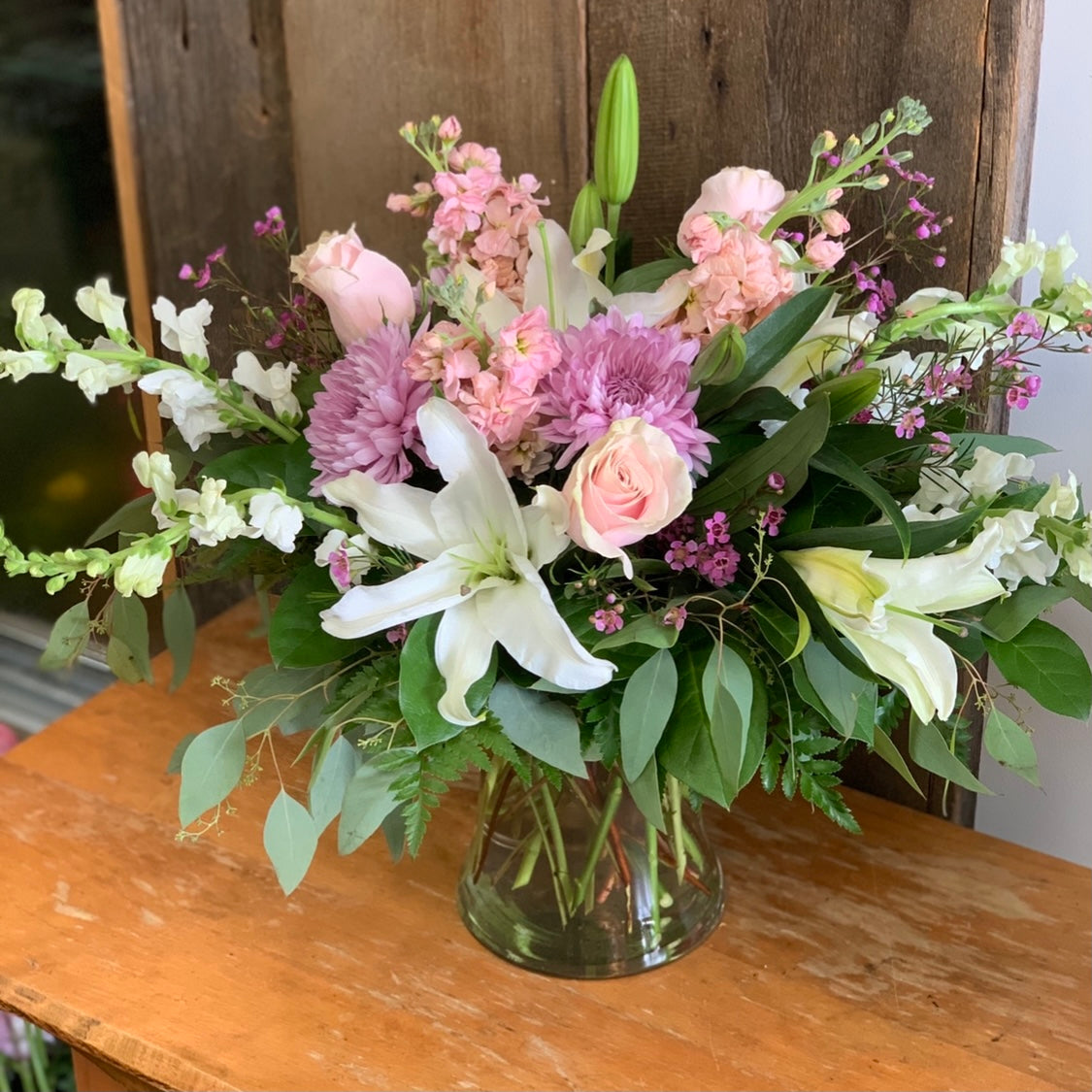 Lavish &amp; Lovely ~ Centerpiece